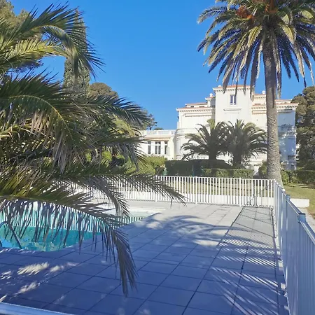 Ferienhaus Rivages Palladio Maison Dans Avec Parc Boise Et Piscine En Front De